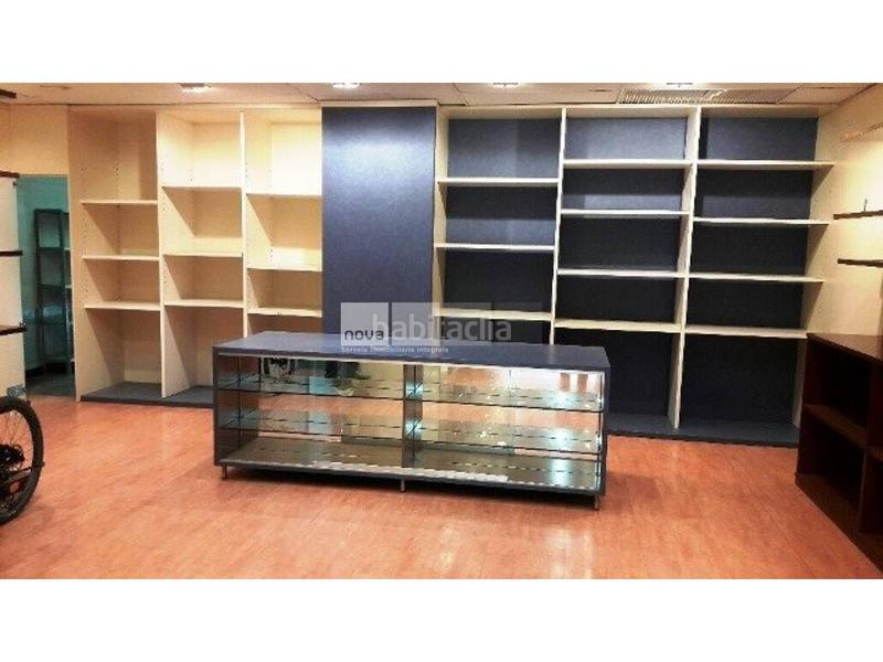 Foto b096d267-a81d-4bb1-a116-d2f4b1f9b026. Miete geschäftsraum in Centre Vic