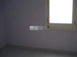 Lloguer Local Comercial a Tona. Local comercial de alquiler