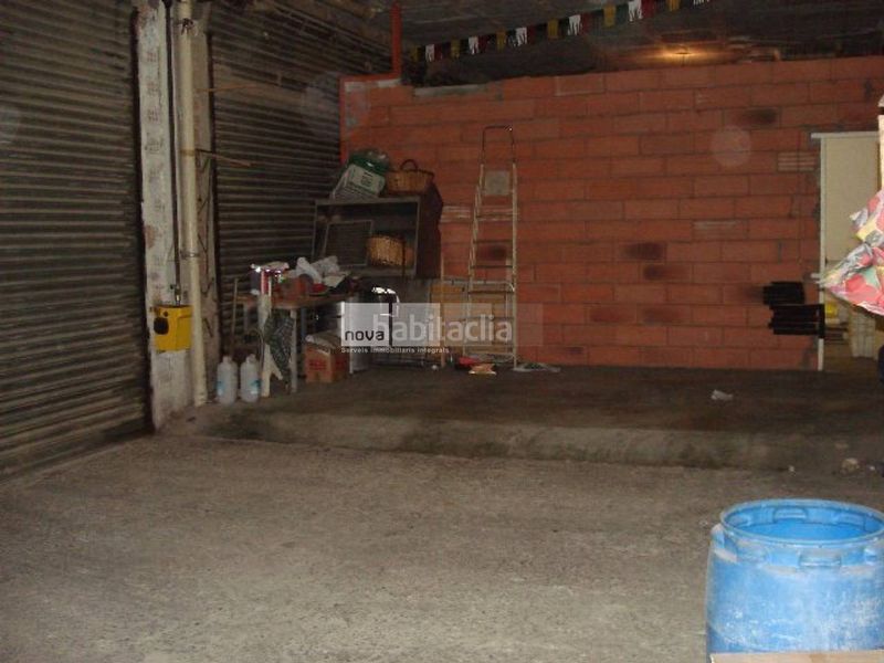 Foto 404fbef5-4a49-4d88-ad4d-24ccd3af313d. Local comercial a Tona