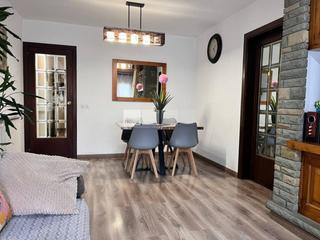 Appartement à Tona. Piso con plaza de aparcamiento y trastero!!