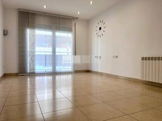 Pis a Caputxins-Ambulatori. Venta de un piso en vic, zona capuchinossanta clarahospital