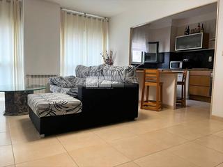 Pis a Tona. Venta de un piso en tona