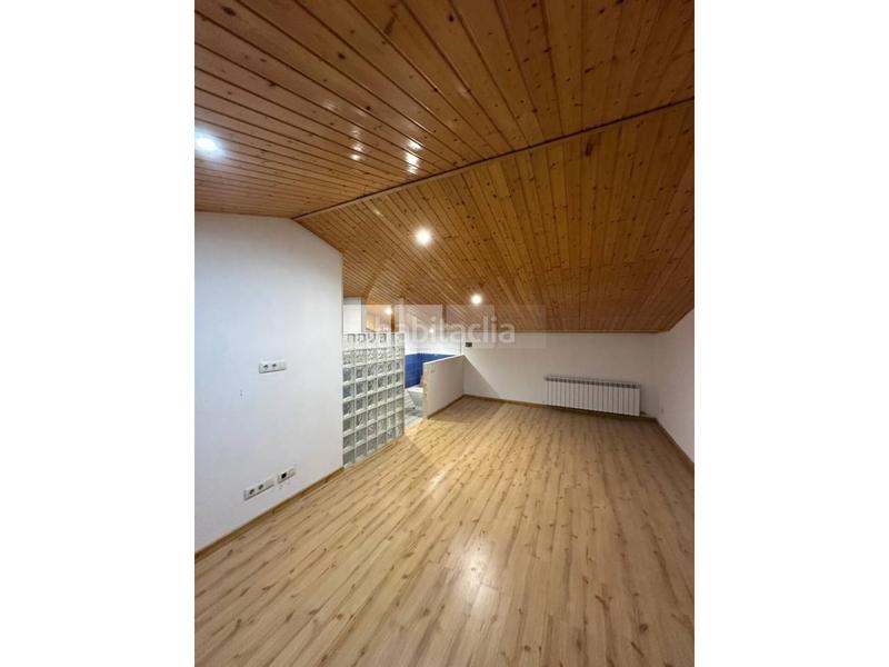 Foto 93193d70-41bf-48ea-a4f6-34185b4e617a. Dúplex amb calefacció a Torelló