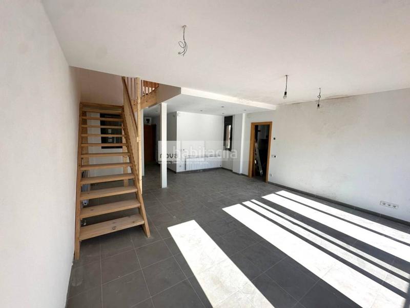 Foto c06d89ca-e97d-4929-b686-a921bd471fe0. Dúplex amb calefacció a Torelló