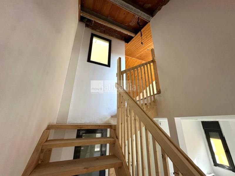 Foto f45e784c-27a1-494a-a69f-d85ab3ad9e46. Dúplex amb calefacció a Torelló