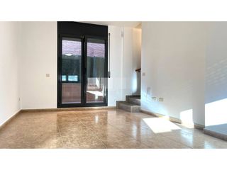 Casa en Tona. Casa en venta en tona