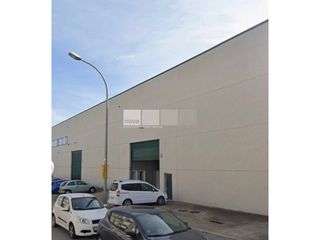 Affitto Capannone industriale in Tona. Nave industrial en alquiler en tona