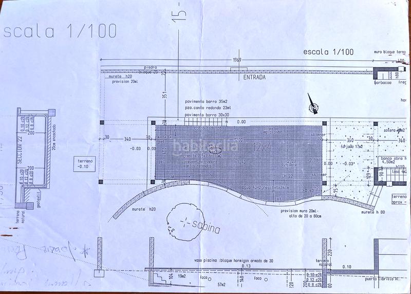 Foto bad816de-a753-4312-8904-eb27b105d764. Masia amb xemeneia aparcament piscina a Formentera