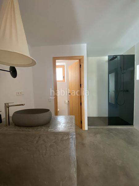 Foto 0d865672-2cdd-4a90-80a0-dfc1a28b8f16. Masia amb xemeneia calefacció aparcament piscina a Sant Josep de sa Talaia