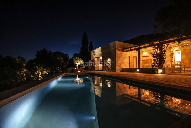 Foto 4c6d0bc0-30b3-40ad-89fc-eced05b299c3. Masia amb xemeneia calefacció aparcament piscina a Sant Josep de sa Talaia