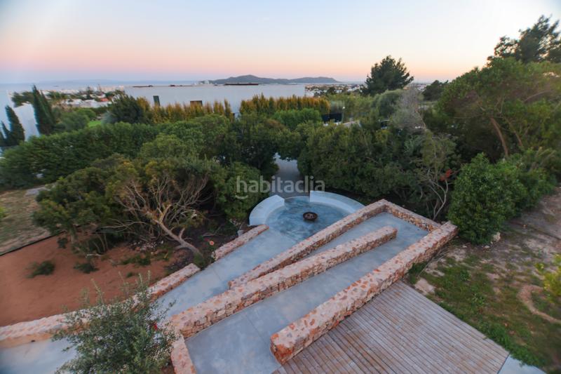 Foto 9a9533e5-ca1a-41cd-b07f-06602ddb6e87. Masia amb xemeneia calefacció aparcament piscina a Sant Josep de sa Talaia