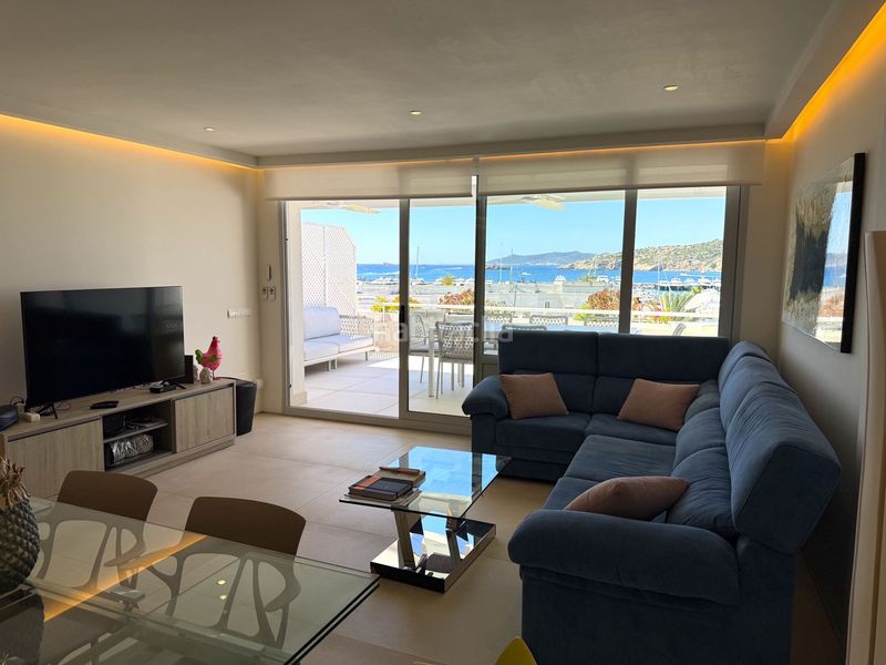 Foto 001588c7-1249-40ea-8bb4-004adc071a9e. Apartament amb calefacció aparcament piscina a Marina Botafoc-Talamanca Ibiza