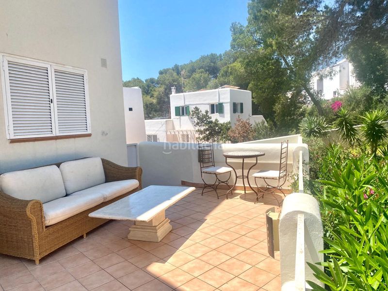 Foto 1e5a9e7e-21c0-40c9-880c-bb061f759756. Casa aparellada amb calefacció aparcament piscina a Santa Eulària