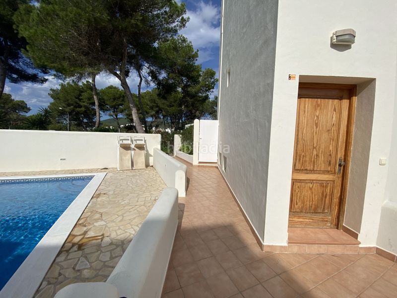 Foto b12aceb2-0474-47ff-80c8-bf7af0826b00. Casa aparellada amb calefacció aparcament piscina a Santa Eulària