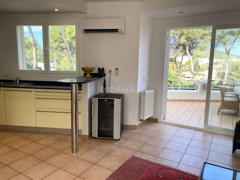 Foto f59dbc4c-2d08-4c57-85bf-9a6c5fe5261e. Casa aparellada amb calefacció aparcament piscina a Santa Eulària