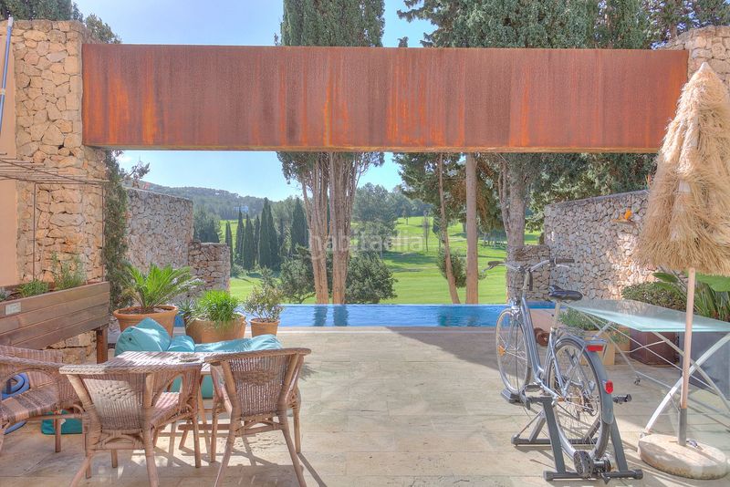 Foto f2505b2a-2a32-42af-bf02-5c4ce4b16732. Casa aparellada amb calefacció aparcament piscina a Santa Eulària