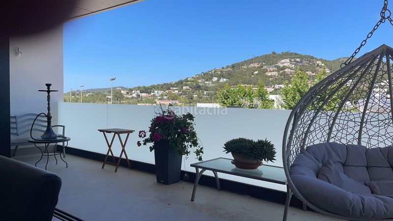 Foto 43f9a9e5-6024-4132-8a42-6d617e6ad9f2. Casa aparellada amb calefacció aparcament piscina a Santa Eulària