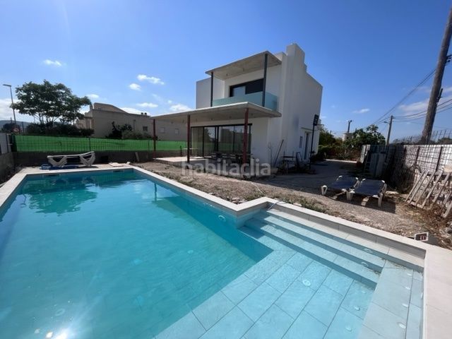 Foto a6aa973d-89bf-4467-b759-ae5437bd145d. Xalet amb calefacció aparcament piscina a Jesús Santa Eulària