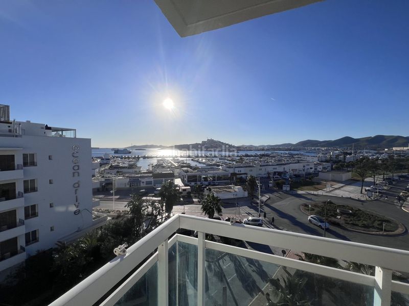 Foto 5765b2bd-dcd0-4b43-bd1c-3abdc57e1b25. Àtic amb calefacció aparcament piscina a Marina Botafoc-Talamanca Ibiza