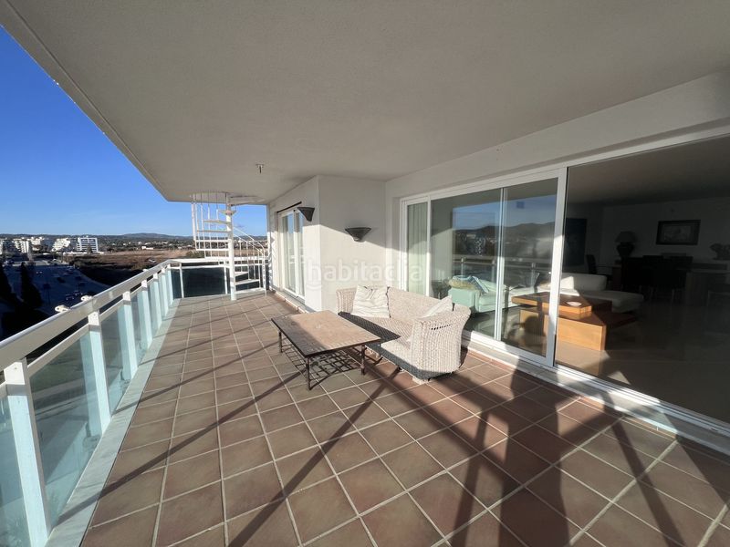 Foto 735e3ca8-8c61-455d-92b7-5f0674333f65. Àtic amb calefacció aparcament piscina a Marina Botafoc-Talamanca Ibiza