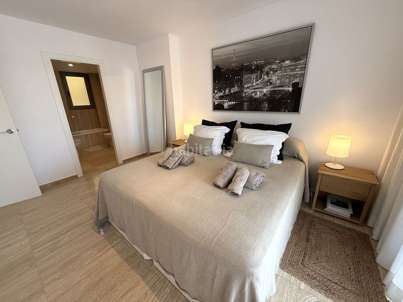 Foto 342b2100-edb5-491e-a25d-d38ef85b1a13. Apartament amb calefacció aparcament piscina a Marina Botafoc-Talamanca Ibiza