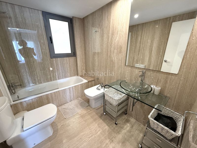Foto 61ea026b-5e44-4c9f-8bee-4d7077db2069. Apartament amb calefacció aparcament piscina a Marina Botafoc-Talamanca Ibiza