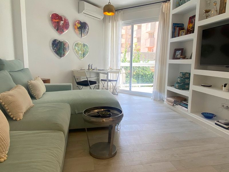 Foto 8c00f67f-b958-4d64-9fa4-f56f2b8c334d. Apartament amb calefacció piscina a Marina Botafoc-Talamanca Ibiza