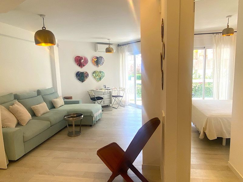 Foto f06925b8-a687-4ecf-9f88-83e2287eaa8c. Apartament amb calefacció piscina a Marina Botafoc-Talamanca Ibiza