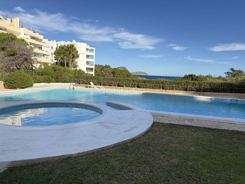 Foto f08e4e99-8007-4a60-8725-639c0b8c4070. Àtic amb calefacció piscina a Sant Carles Santa Eulària