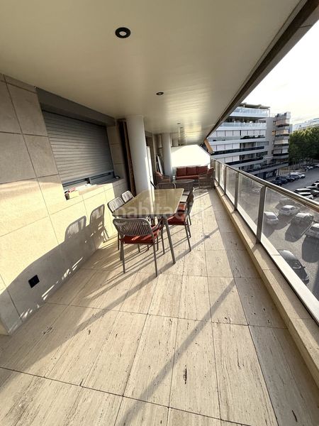 Foto 09891502-c855-4356-8413-c71319c4a468. Alquiler apartamento  edificio nueva en Ibiza