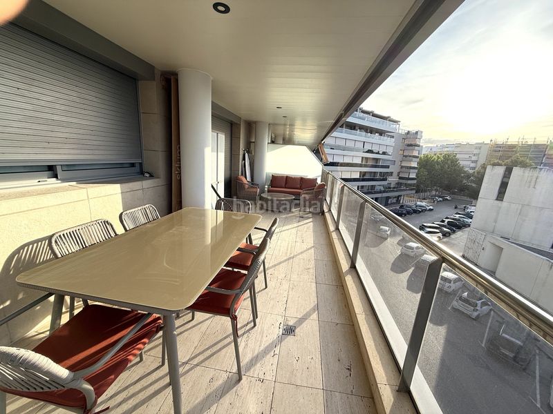 Foto 0b13d7b0-7bce-44db-b6dd-956b44c29caf. Alquiler apartamento  edificio nueva en Ibiza
