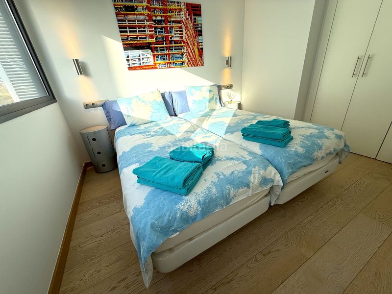 Foto b970ef97-1185-4ca3-af44-c07336bdfb33. Apartament amb calefacció aparcament a Marina Botafoc-Talamanca Ibiza
