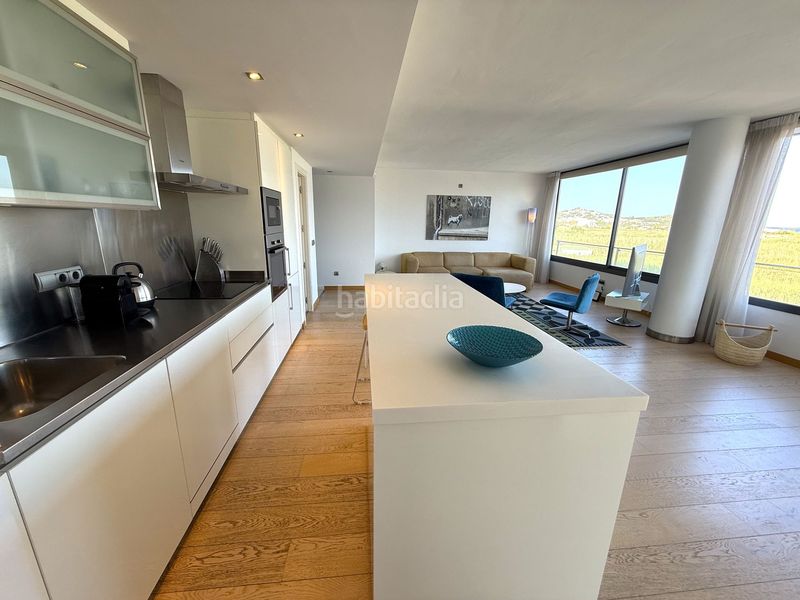 Foto e58d459a-2174-4030-b60a-b31c862929be. Apartament amb calefacció aparcament a Marina Botafoc-Talamanca Ibiza