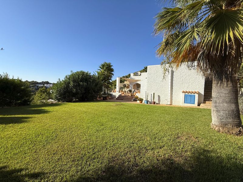 Foto 1aad93ac-c0c5-4e77-9c93-ec5870150cef. Casa aparellada amb calefacció aparcament a Santa Eulària des riu Santa Eulària