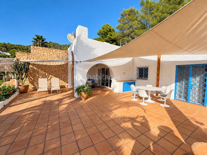 Foto 52c57b0a-085d-4d15-98a2-7906d5ad43f6. Casa aparellada amb calefacció aparcament a Santa Eulària des riu Santa Eulària