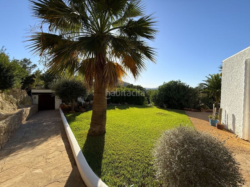 Foto 5a452d23-420e-46bf-b901-17769ee9267a. Casa aparellada amb calefacció aparcament a Santa Eulària des riu Santa Eulària