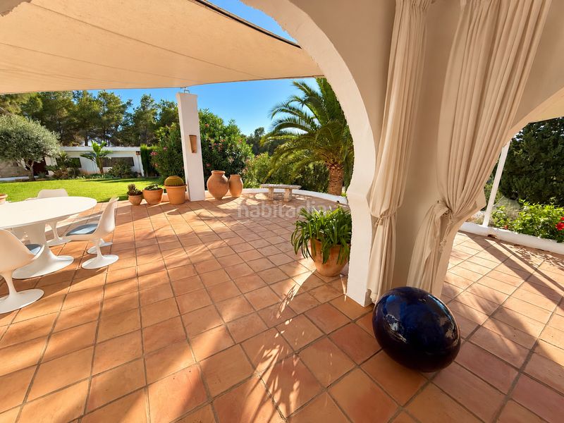 Foto 9b120cba-df8e-4e2a-b74f-a98dff838b01. Casa aparellada amb calefacció aparcament a Santa Eulària des riu Santa Eulària