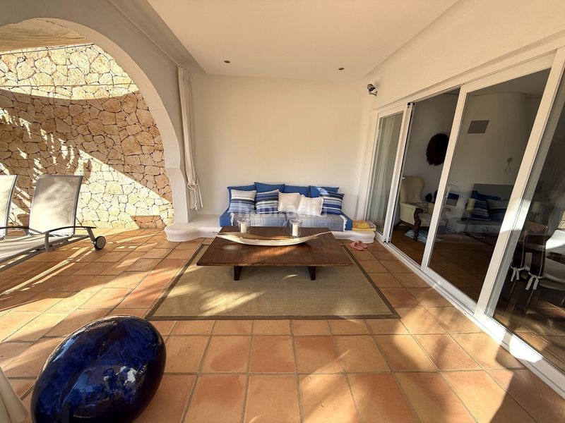 Foto e551f237-34da-4c55-b44e-cb099149515a. Casa aparellada amb calefacció aparcament a Santa Eulària des riu Santa Eulària