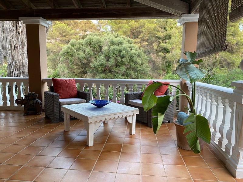 Foto 4ceb93fe-a62d-484a-ae88-4ef61d86ffa1. Affitto chalet con riscaldamento parcheggio piscina in Santa Eulària