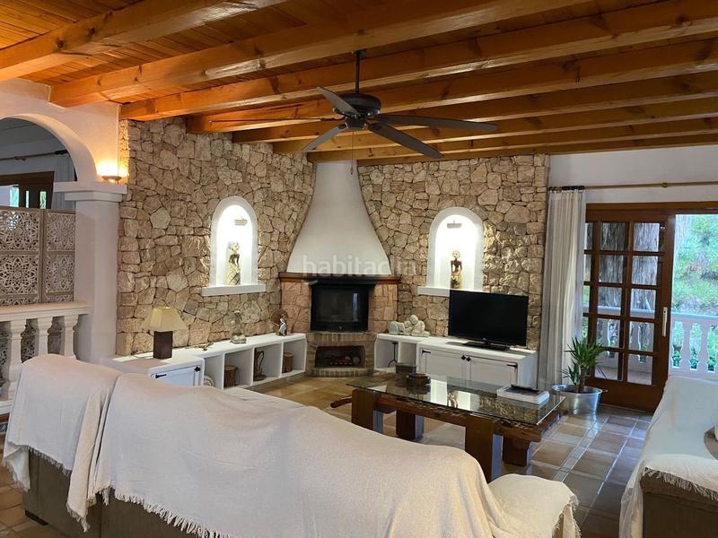 Foto 6895b955-97c4-44ac-a528-7c29585db890. Rent chalet with heating parking pool in Can Furnet Santa Eulària