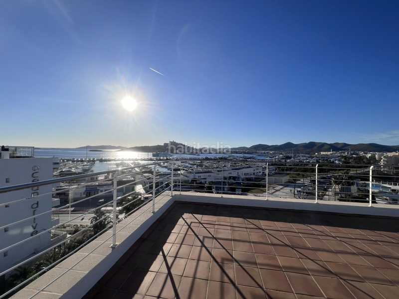Foto 0e09cbb4-e8bb-41ff-8f66-c3e290d803df. Attico con riscaldamento piscina in Marina Botafoc-Talamanca Ibiza
