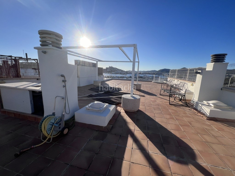 Foto a9f4f929-edc0-42da-912e-db71b2d54b7d. Attico con riscaldamento piscina in Marina Botafoc-Talamanca Ibiza