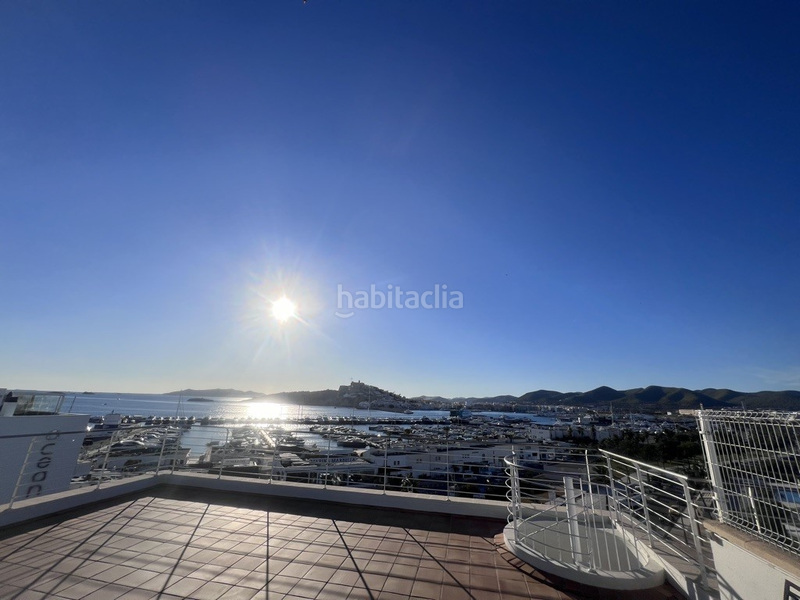 Foto c3cfca9a-2641-459c-87dd-71d95c965355. Attico con riscaldamento piscina in Marina Botafoc-Talamanca Ibiza