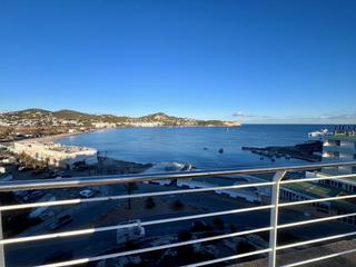 tic  Carrer illa plana, de s'. tico con vistas a playa de talamanca.