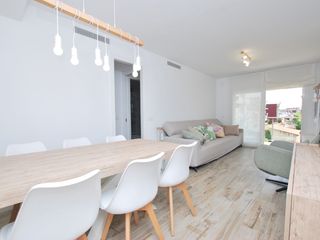 Location Appartement à Centre. Alquiler de temporada  escultor apartment