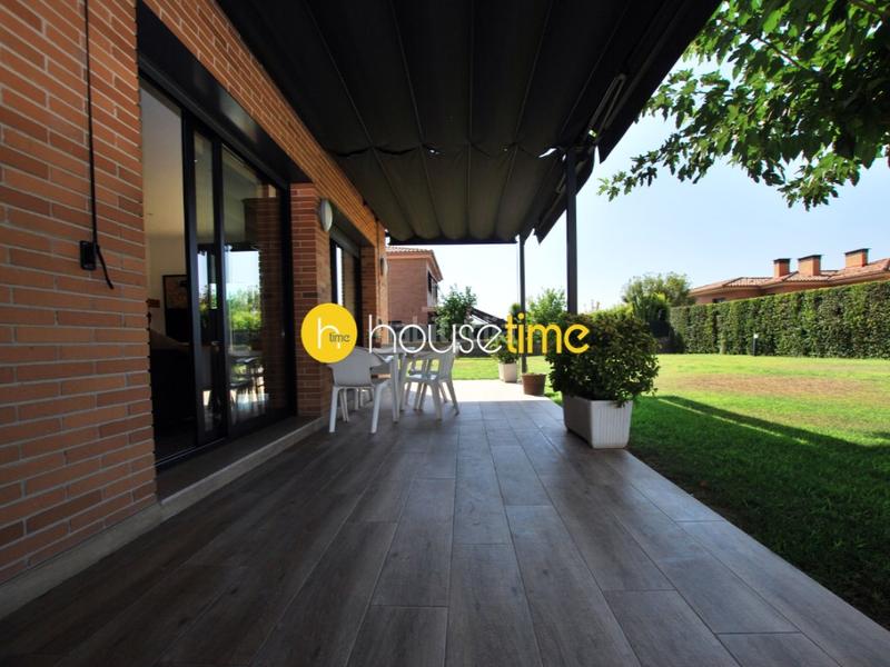Foto 024183d2-1c57-4292-a141-b08e16cc2f8b. Casa 5 habitaciones con ascensor, parking, piscina, calefacción y aire acondicionado en Cabrera de Mar
