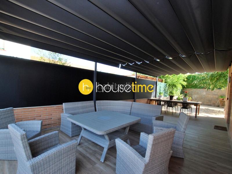 Foto 0daa7312-3150-4bfa-afd9-cfb5dd6d296a. Casa 5 habitaciones con ascensor, parking, piscina, calefacción y aire acondicionado en Cabrera de Mar