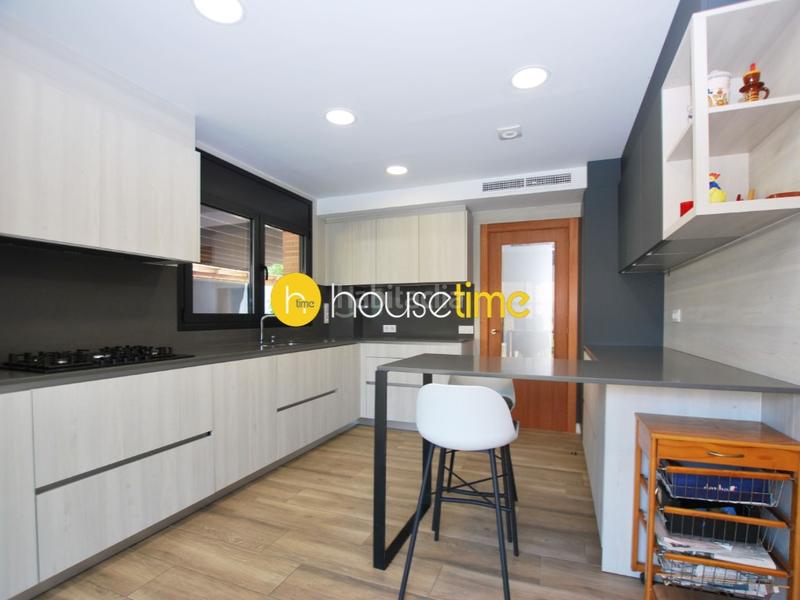 Foto c0f77e4d-caf9-4a7e-a7d8-16d0ba57312d. Casa 5 habitaciones con ascensor, parking, piscina, calefacción y aire acondicionado en Cabrera de Mar