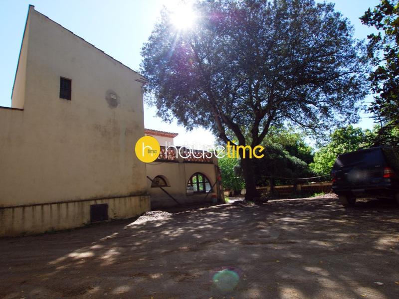 Foto 0cea3d3a-26e5-4ac0-aa28-5b6f726a578c. Casa masía rústica con encanto en Òrrius