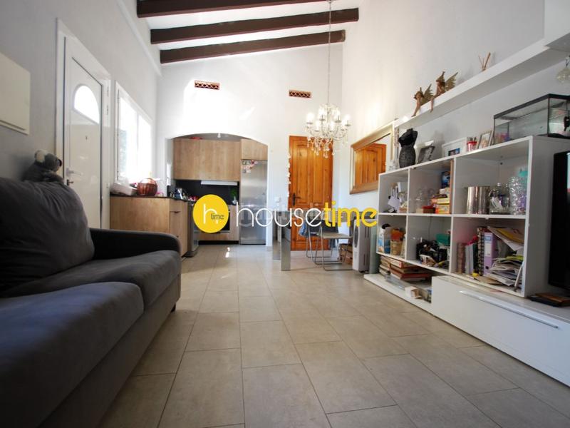 Foto 4f8eedfe-f0ad-4aaa-bec2-cdc71e6df2a4. Casa masía rústica con encanto en Òrrius